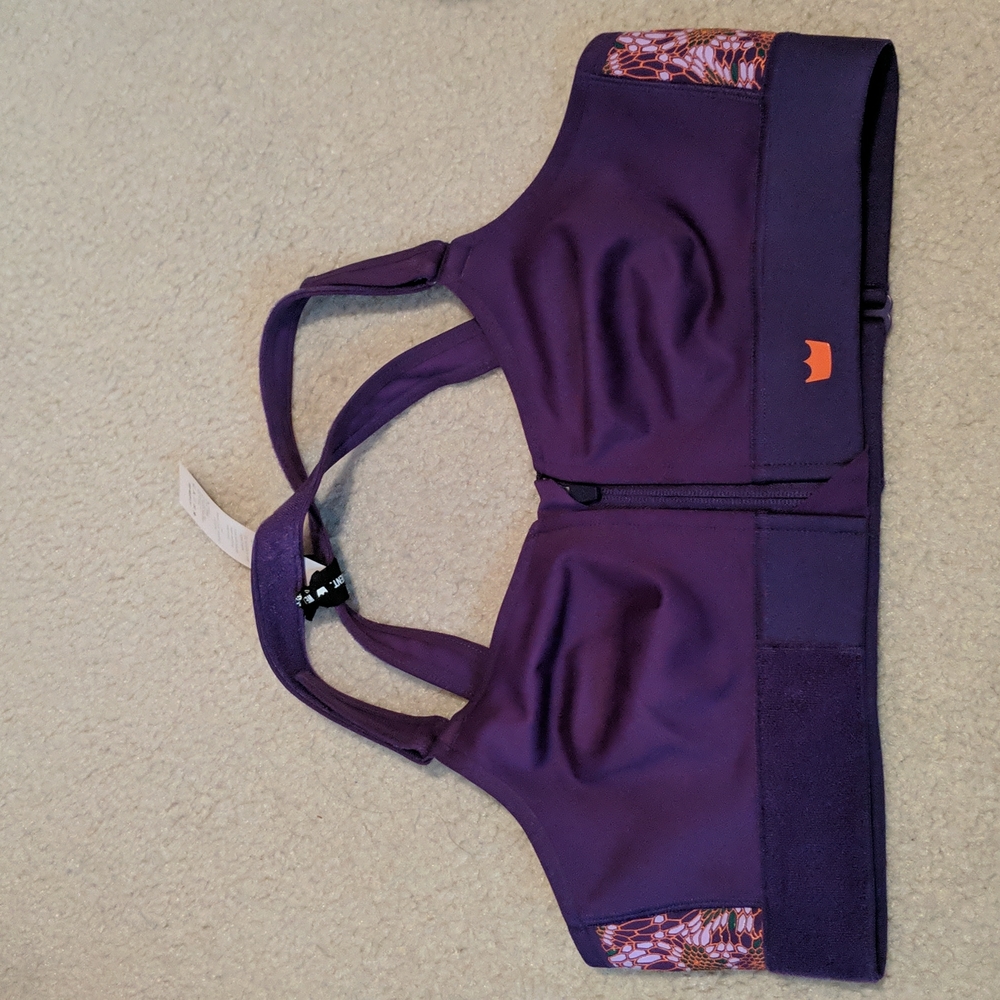 Shefit sports bra